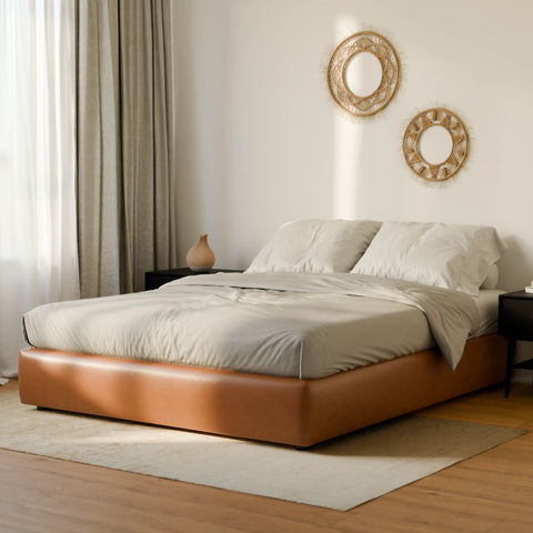 מיטה זוגית עם ארגז מצעים Sven PLUS בדמוי עור במראה מט