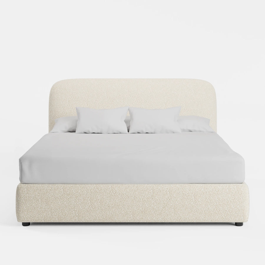 מיטה זוגית LIV מרופדת בבוקלה עם ראש מיטה מעוגל