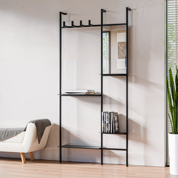 יחידת קיר דקורטיבית עם מתלה ומדפים בעיצוב מודרני לכניסה לבית.