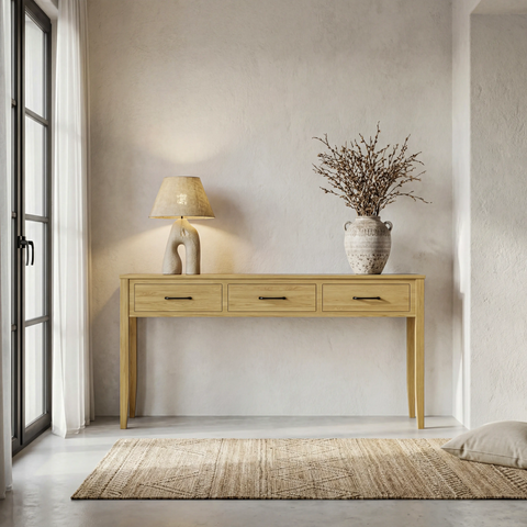 קונסולה עץ עם שלוש מגירות ורגלי אלון מלא בעיצוב מודרני