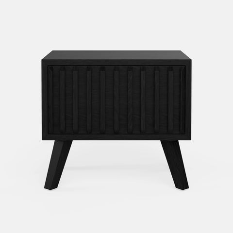 שידות לילה – שידת לילה Ventiq בסגנון Mid-Century עם חזית פיסולית ורגלי עץ