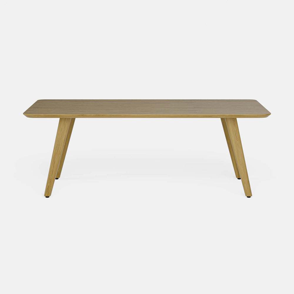 שולחן סלון מלבני בעיצוב מודרני סקנדינבי עם רגלי עץ אלון מלא