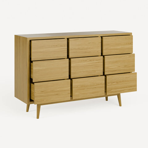 קומודה 9 מגירות מודרנית עם חזית נקייה ורגלי עץ אלון מלא
