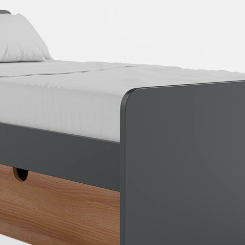 מיטת ילדים עם מגירות אחסון בעיצוב מודרני נקי