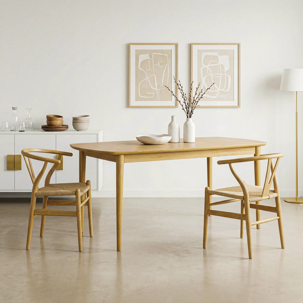 שולחן אוכל מעץ אלון מלא בעיצוב מודרני חמים