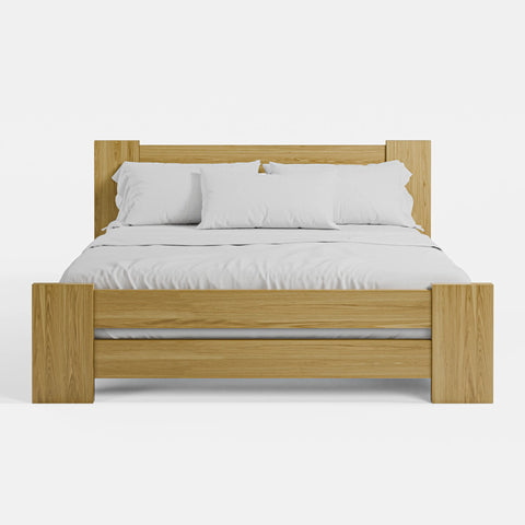מיטה זוגית מעץ בעיצוב מודרני כפרי עם רגלי אלון מלא