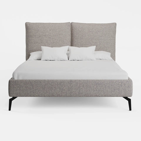 מיטה זוגית Sindre מרופדת עם גב דו-חלקי ורגלי ברזל