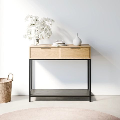 קונסולת כניסה Parizia עם מגירות ומדף תחתון, גוף בגימור פורניר ורגלי מתכת דקות בעיצוב מודרני־תעשייתי | פוני סטייל