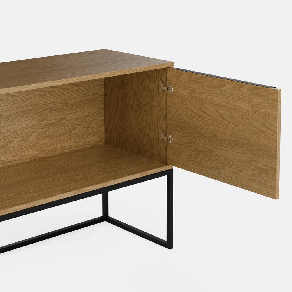 קונסולה Virgo בעיצוב מודרני־מינימליסטי עם דלתות אחסון ורגלי מתכת קלות | פוני סטייל