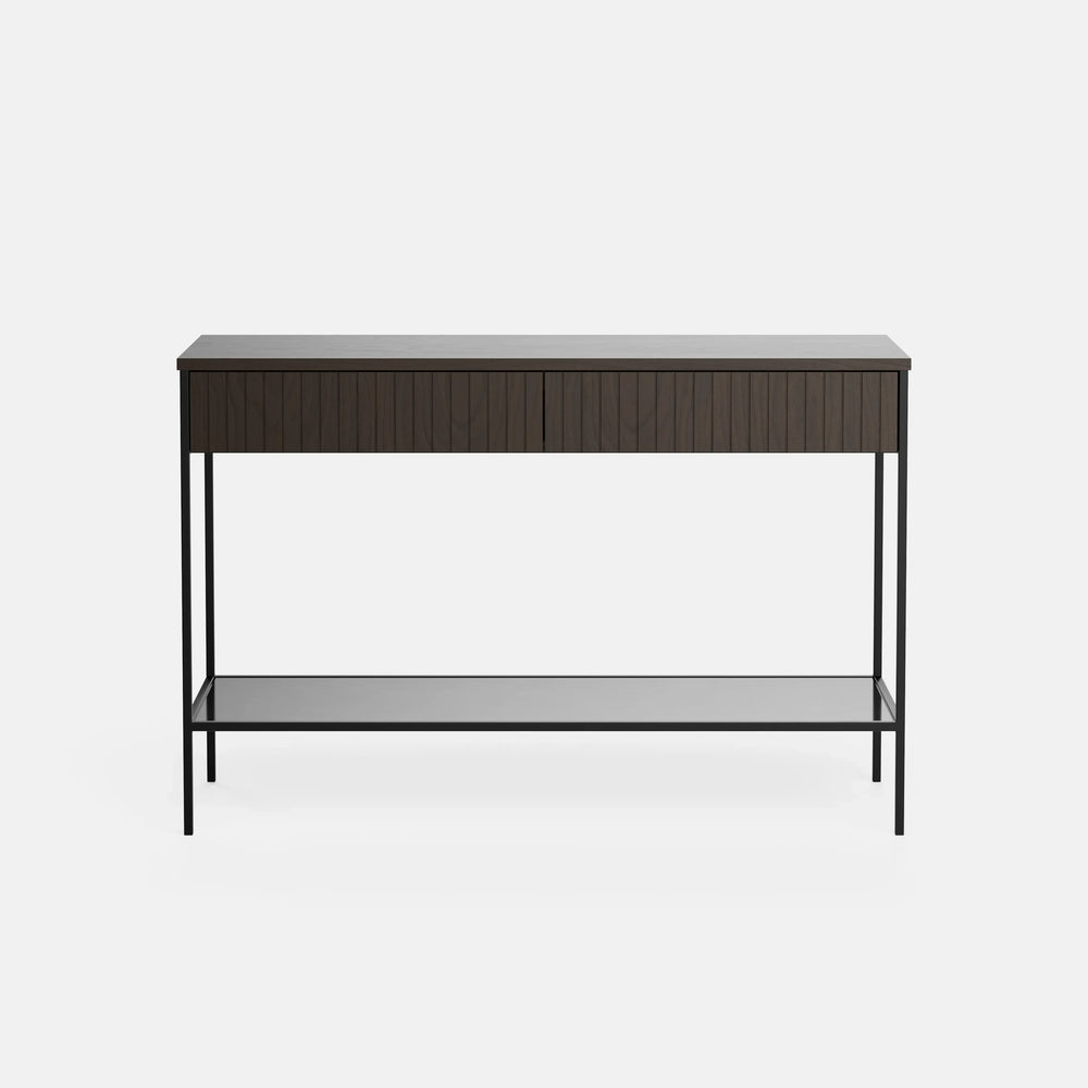 קונסולה מודרנית Nero עם מגירות טקסטורליות, מדף זכוכית ורגלי מתכת דקה | פוני סטייל