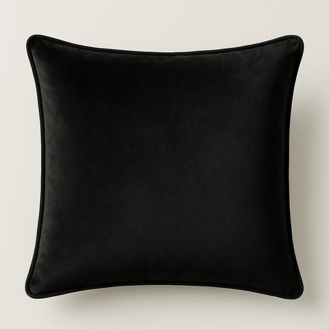 זוג כריות נוי מבד קטיפה מבריק בגוון שחור