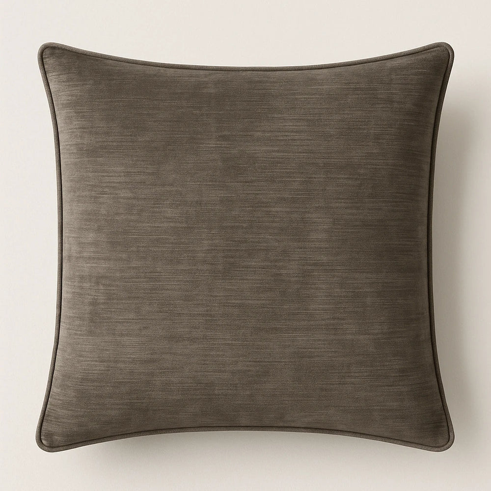 זוג כריות נוי בגוון אפור עכבר מקטיפה