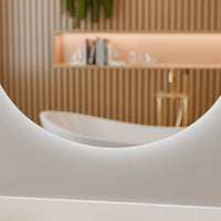 מראה לאמבטיה אובלית עם תאורת לד היקפית בעיצוב יוקרתי – דגם Holm