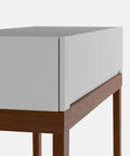 קונסולה Holt בעיצוב מינימליסטי עם שתי מגירות פתיחה בלחיצה ורגלי עץ מלא בסגנון מיד־סנצ’רי מודרני | פוני סטייל