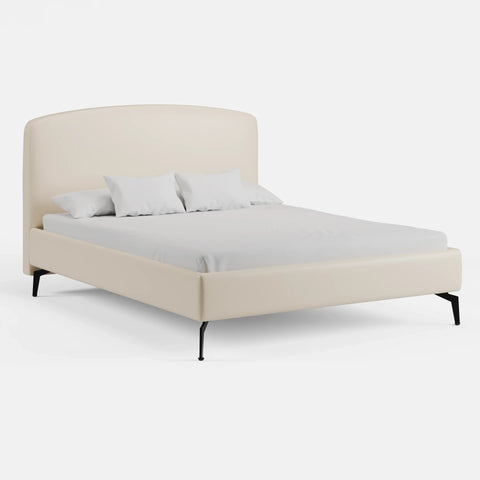 מיטה זוגית Ingrid בדמוי עור עם גב מעוגל ורגלי מתכת | שמנת מוקה