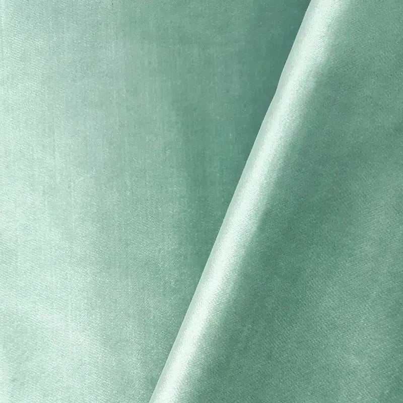 זוג כריות נוי מבד קטיפה מבריק בגוון ירוק מרענן