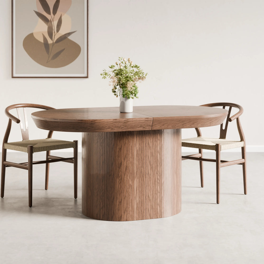 Ymir – שולחן אוכל אובלי נפתח עם רגל עץ מרכזית ומנגנון גרמני מתקדם