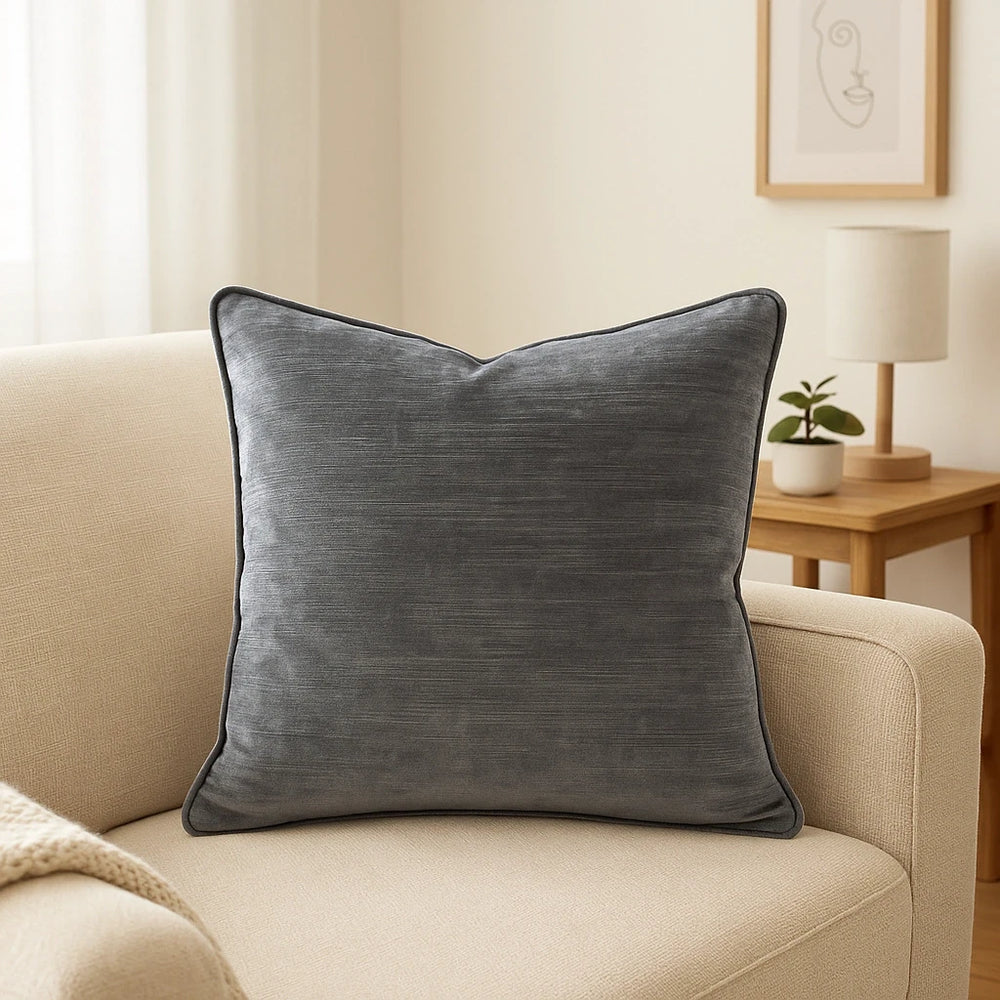 כריות נוי Vito אפור מרקם קטיפתי מודרני