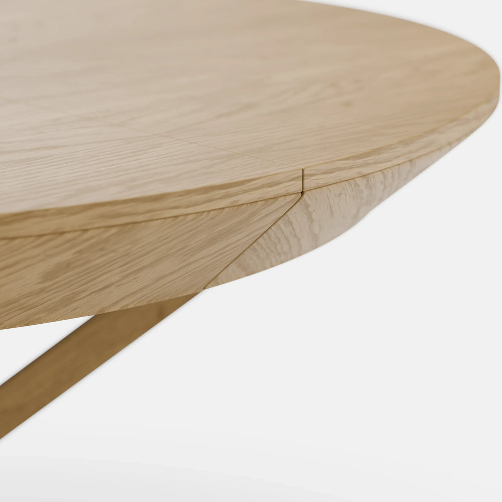 Lorne – שולחן אוכל עגול נפתח עד 18 סועדים עם רגלי עץ אלון ועיצוב סקנדינבי