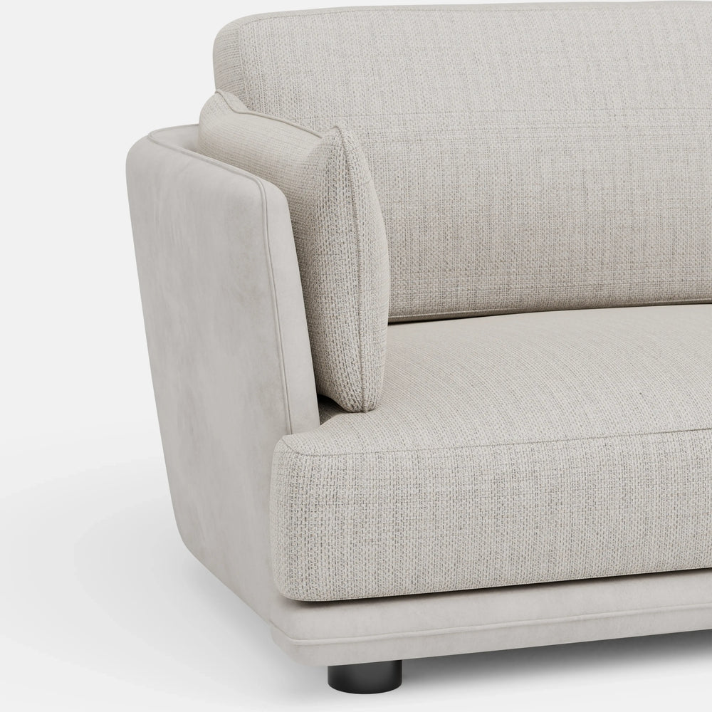 Lyse – ספה מודרנית מינימליסטית עם כריות צד ונוחות עוטפת