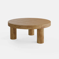 שולחן סלון Moss – שולחן עגול עם פלטת עץ תעשייתי מחופה פורניר אלון ורגלי עץ אלון מלא