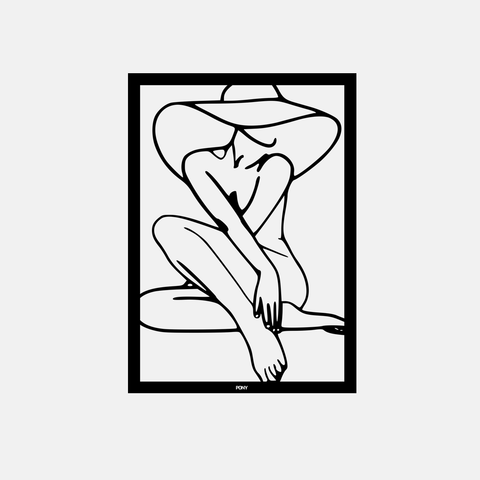 תמונת מתכת Hatt אישה עם כובע אפקט עומק בעיצוב אלגנטי ומודרני