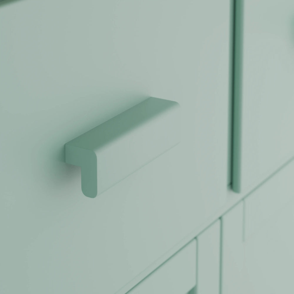 שידה כפרית Vilda בגימור אפוקסי ירקרק, פלטת עץ תעשייתי מחופה פורניר ורגלי עץ אלון טבעי | פוני סטייל