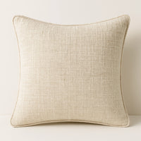 כריות נוי Yria בגוון בז' נורדי בעיצוב סקנדינבי