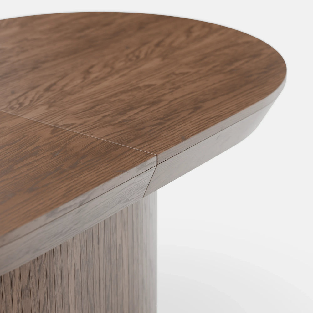 Ymir – שולחן אוכל אובלי נפתח עם רגל עץ מרכזית ומנגנון גרמני מתקדם