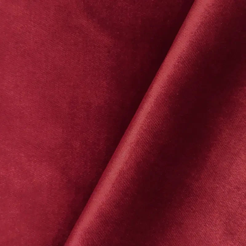 זוג כריות נוי מבד קטיפה מבריק בגוון אדום יין עמוק